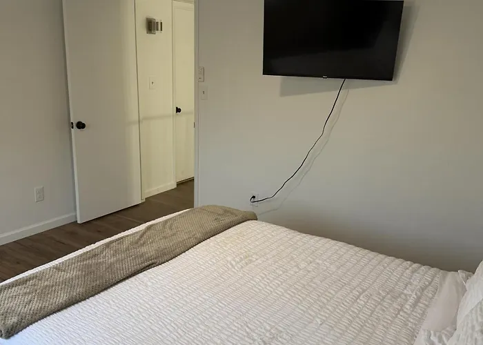 Ferienhaus Old Town Art • 3br Sleeps 10 • Pool