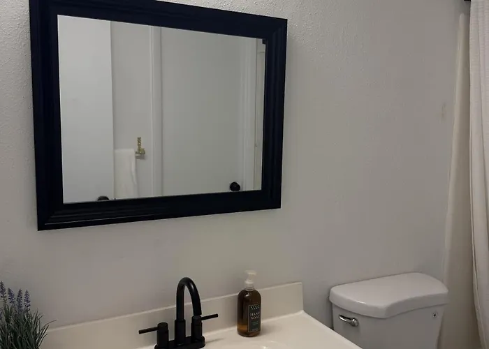 Old Town Art • 3br Sleeps 10 • Pool *