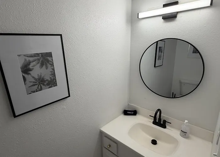 Old Town Art • 3br Sleeps 10 • Pool Ferienhaus Scottsdale